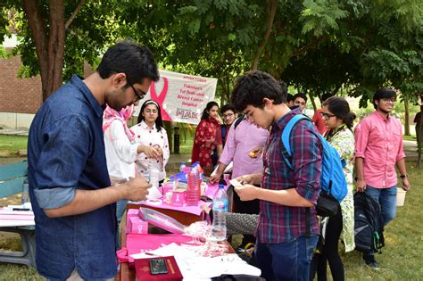 pink ribbon breast cancer hospital lahore